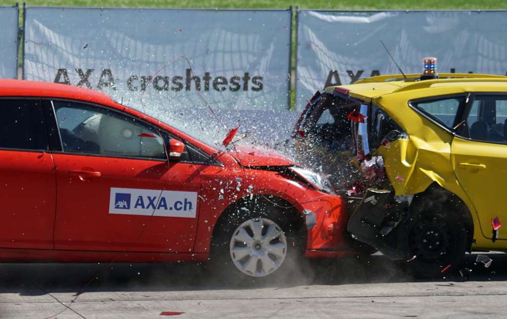 Photo by Pixabay: https://www.pexels.com/photo/red-and-yellow-hatchback-axa-crash-tests-163016/